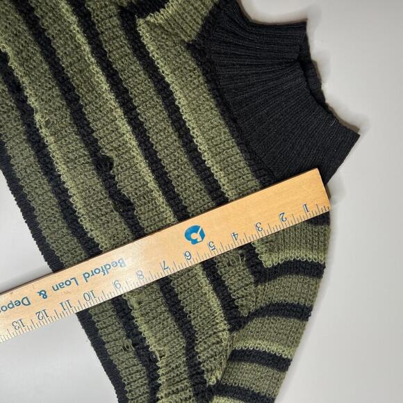 Y2K Grunge Distressed Cropped Sweater Green Black Striped Bell Sleeve Romwe M - Picture 5 of 9